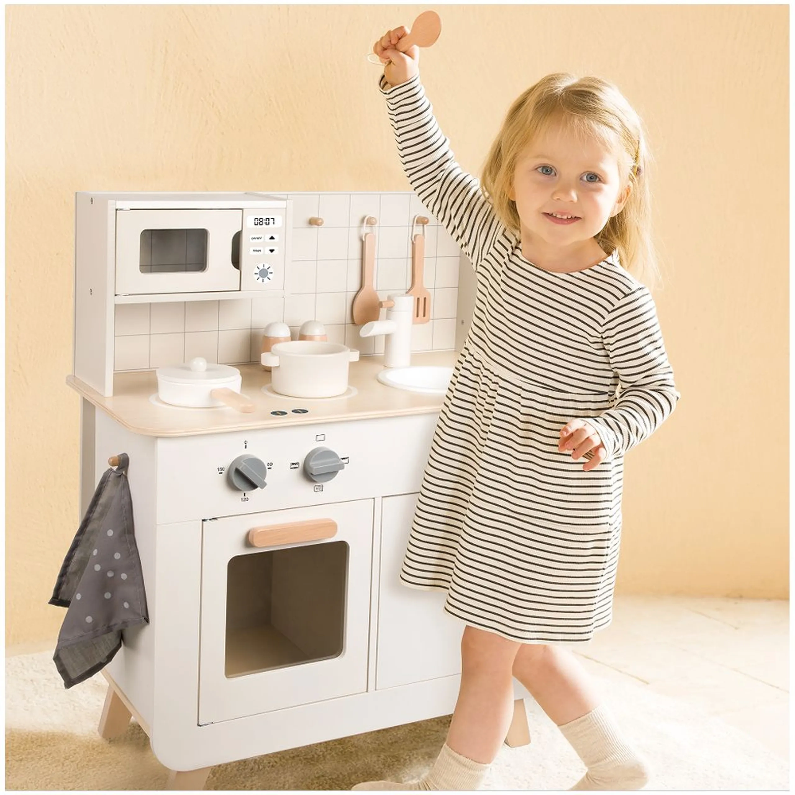 Elite Chefs Wooden Play Kitchen - 11 pcs (30284065-CIHL-50623)