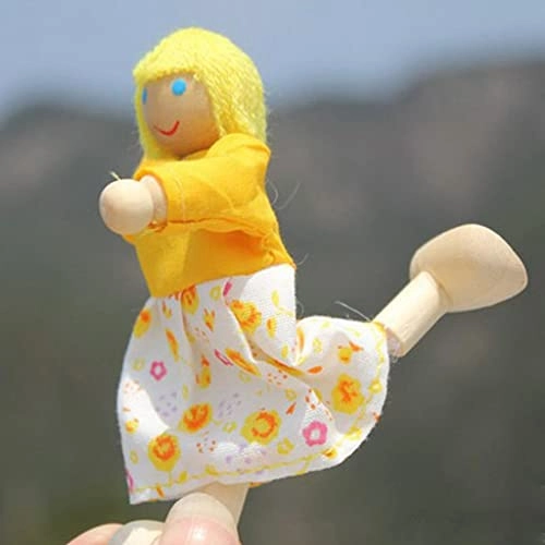 Doll House - 4 People Family Dolls