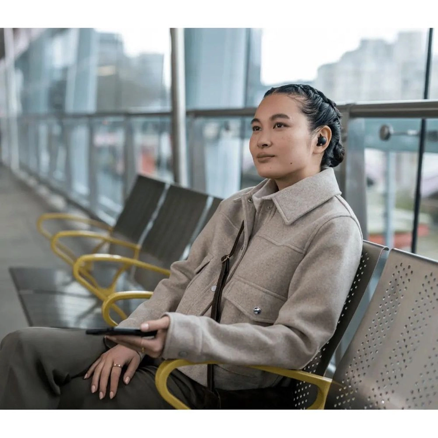 WF1000XM5/B Wireless Earbud + WHCH520/B Wireless Headphone