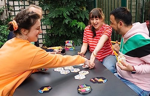 Dobble Connect - Card Game (Spanish)