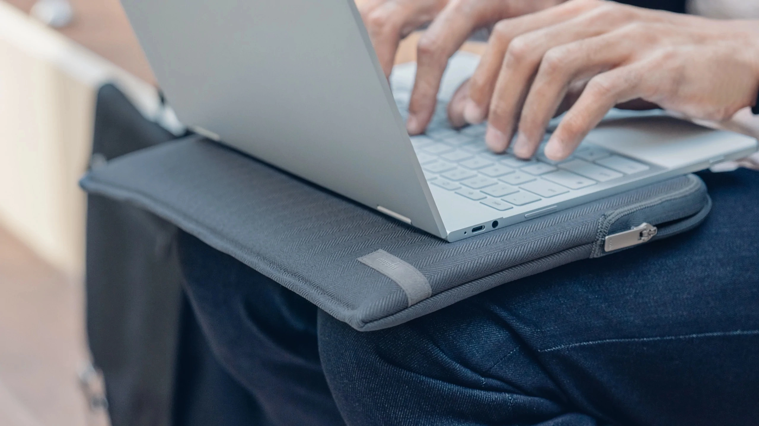 Pluma Sleeve for 14-Inch Laptop