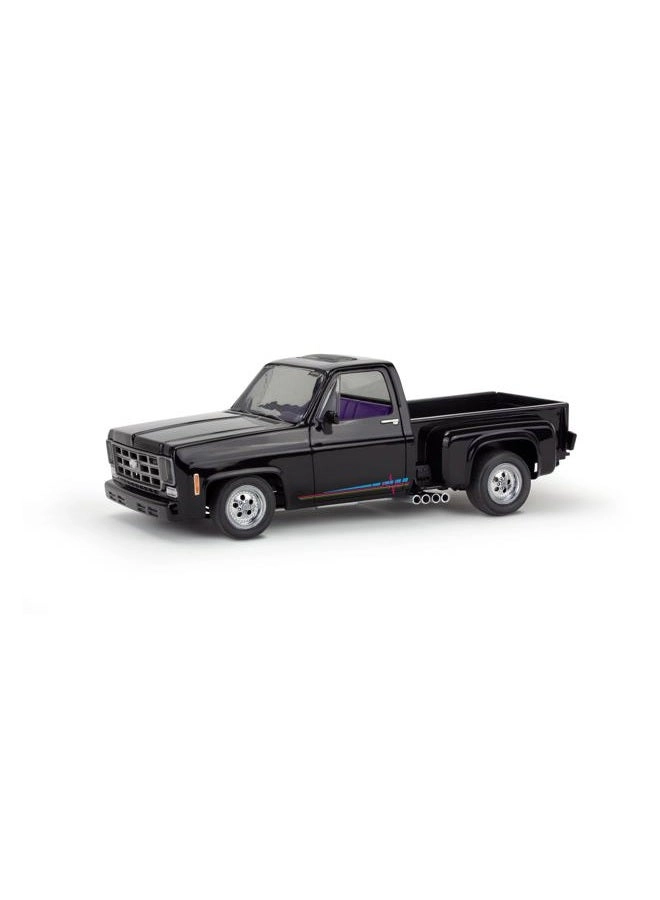 '77 Chevy Street Pickup Model Kit (14552) - 1:25