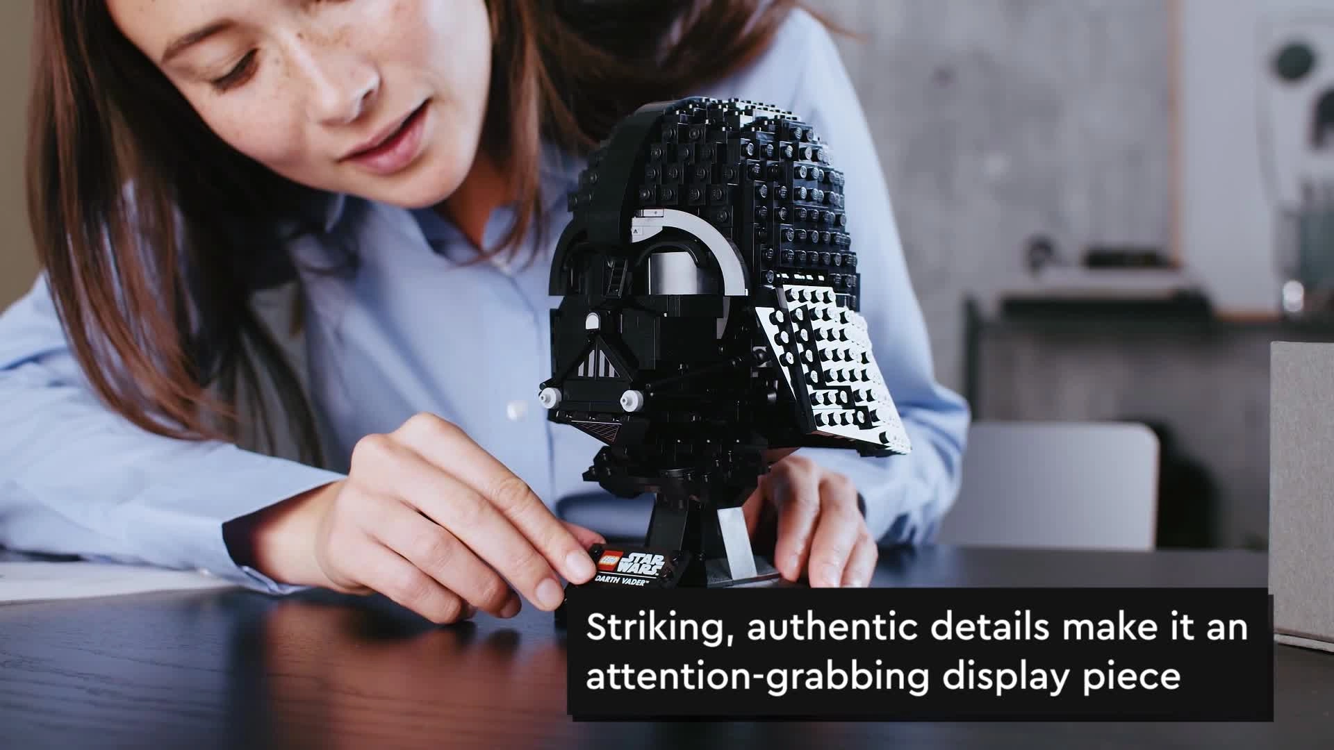 Star Wars Darth Vader Helmet (75304) - Collectible Build-to-Display 20 cm