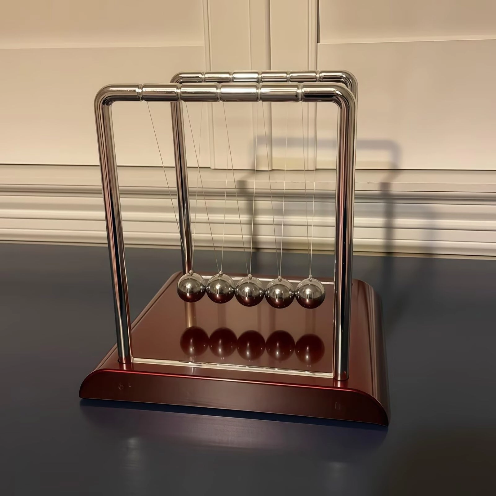Newton's Cradle - 5 pieces Physics