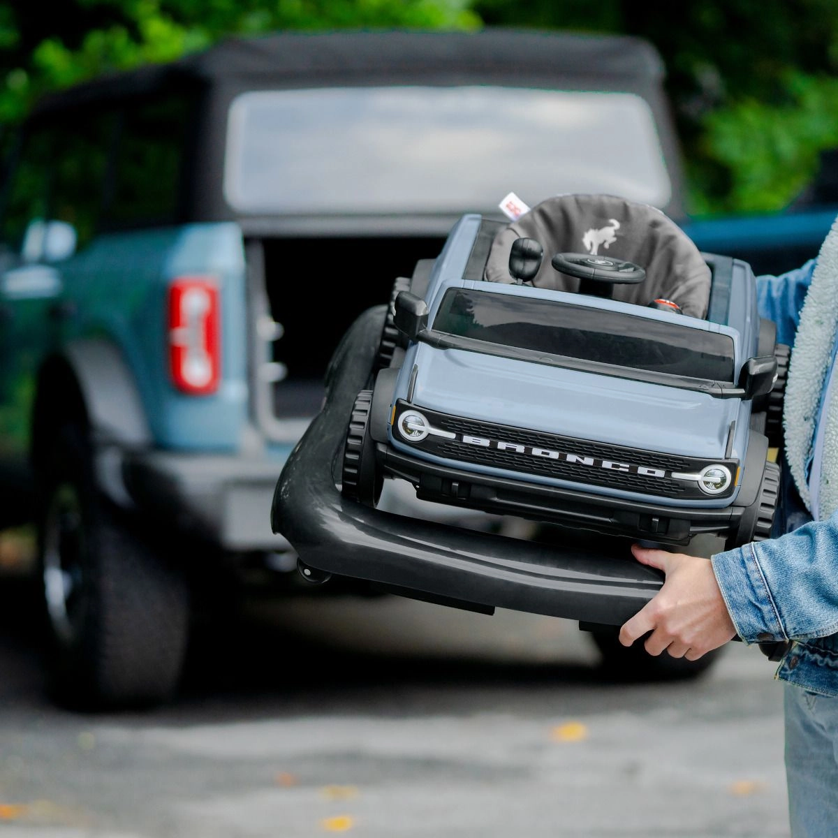 4-In-1 Ways To Play Walker - Ford Bronco 51