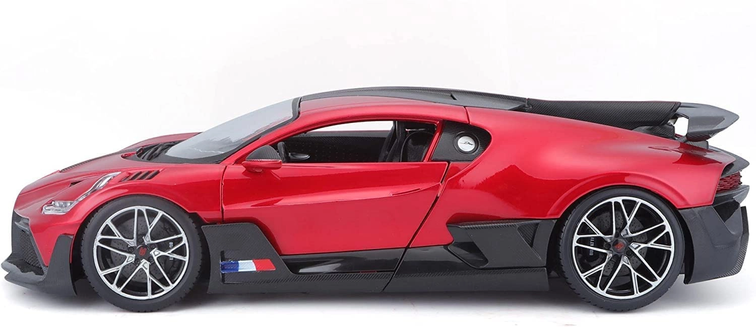 BUGGATI DIVO - 1:24 Scale 1.00 Count