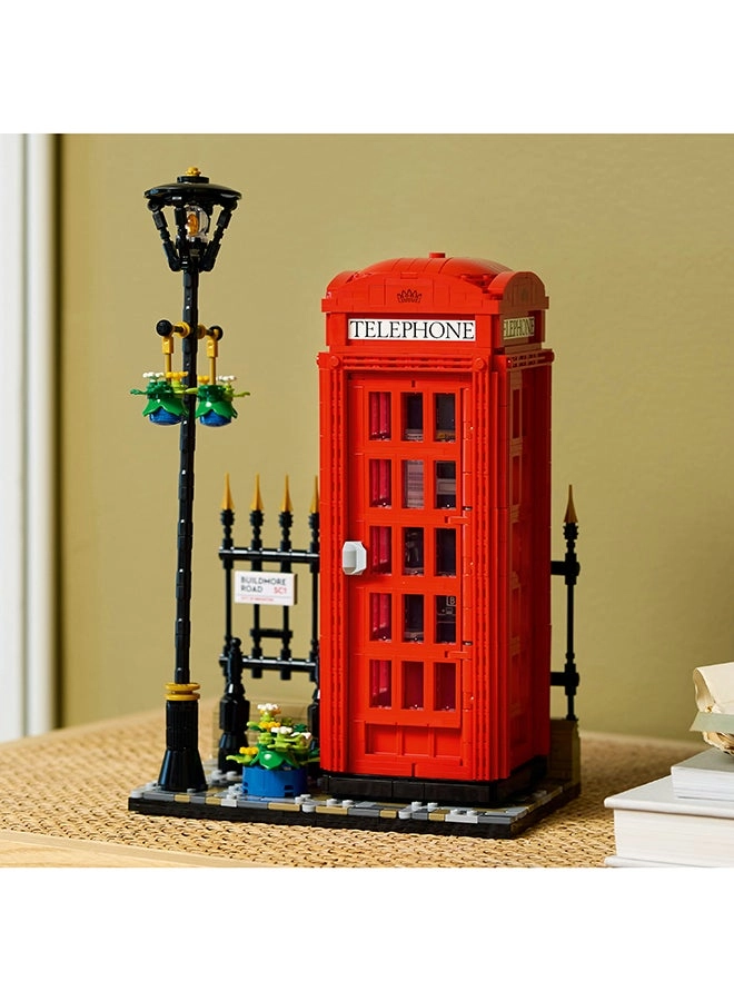 Red London Telephone Box (21347) - Model Kit Mobile Phone Stand
