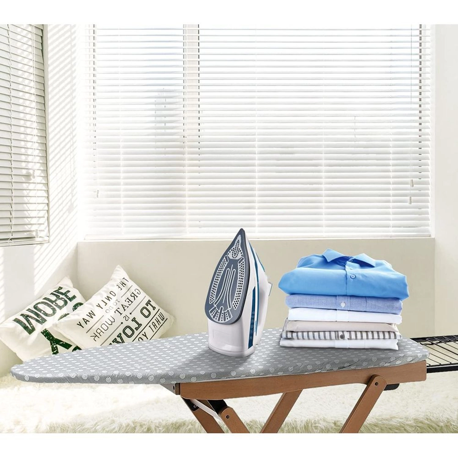 DSI2028W - Steam Iron 2200W 310ml