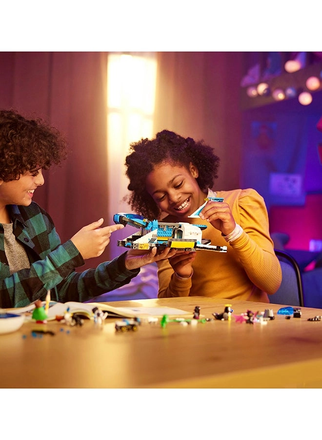 DREAMZzz Mr. Oz’s Spacebus (71460) - Space