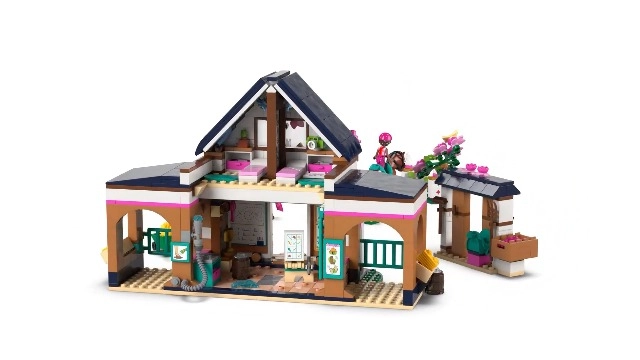 Friends Horse Stable and Riding Academy (42688)