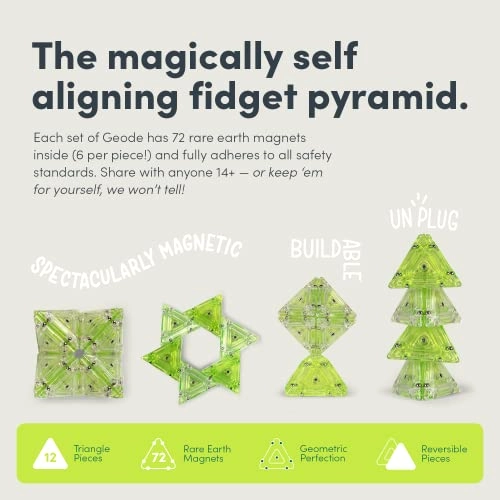 Geode Pyramid - Elephant,Santa 12pcs Architecture