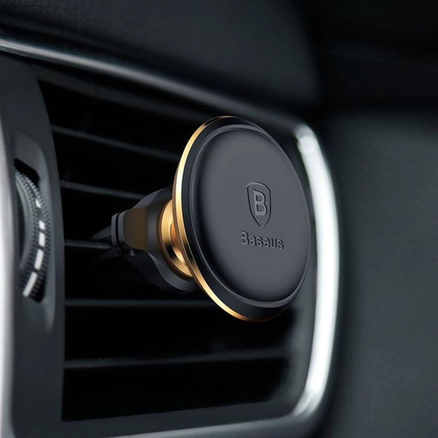 Magnetic Air Vent Car Holder - 360-degree adjustment