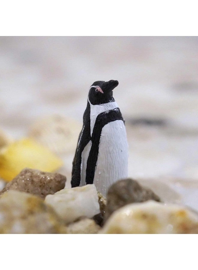 Figurine - Humboldt Penguin
