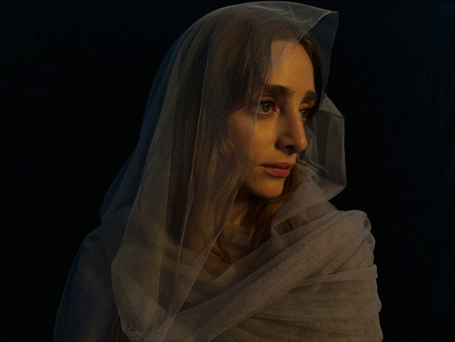 The quad-pixel sensor on the Main camera makes the most of 48 megapixels by adapting to what you’re shooting.