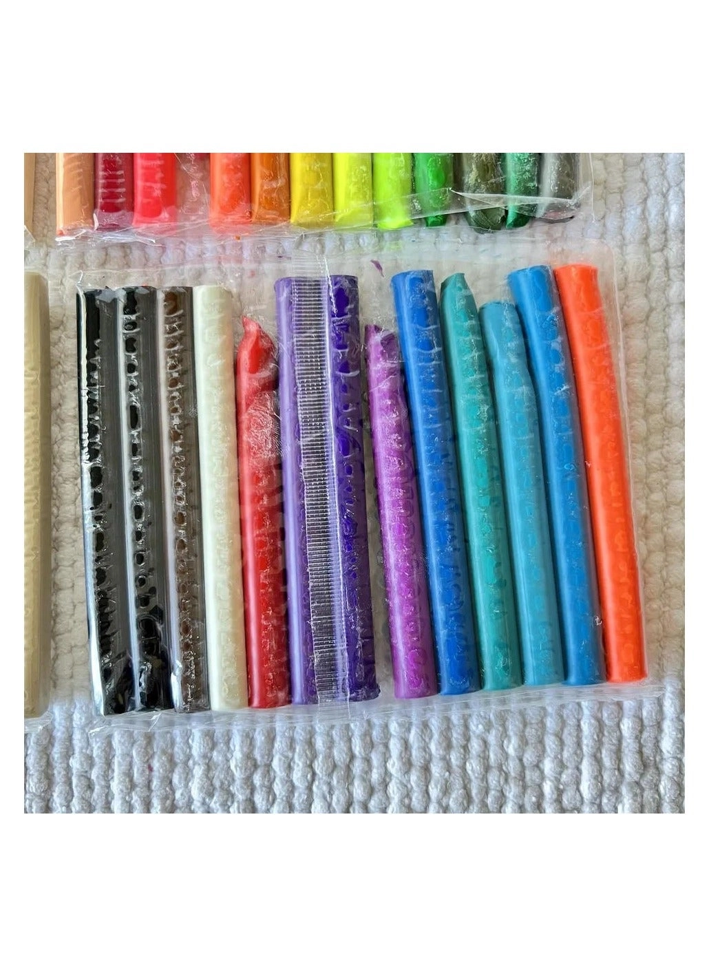 Non Drying Modeling Clay - pigmented wax base 980 G