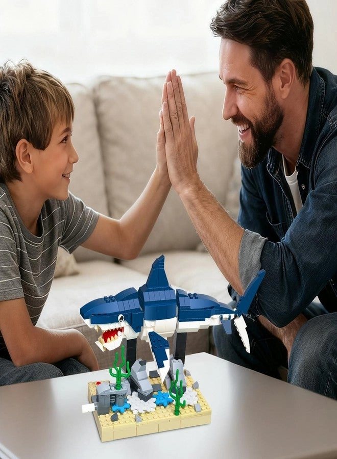 Shark Building Block Set - 369pcs