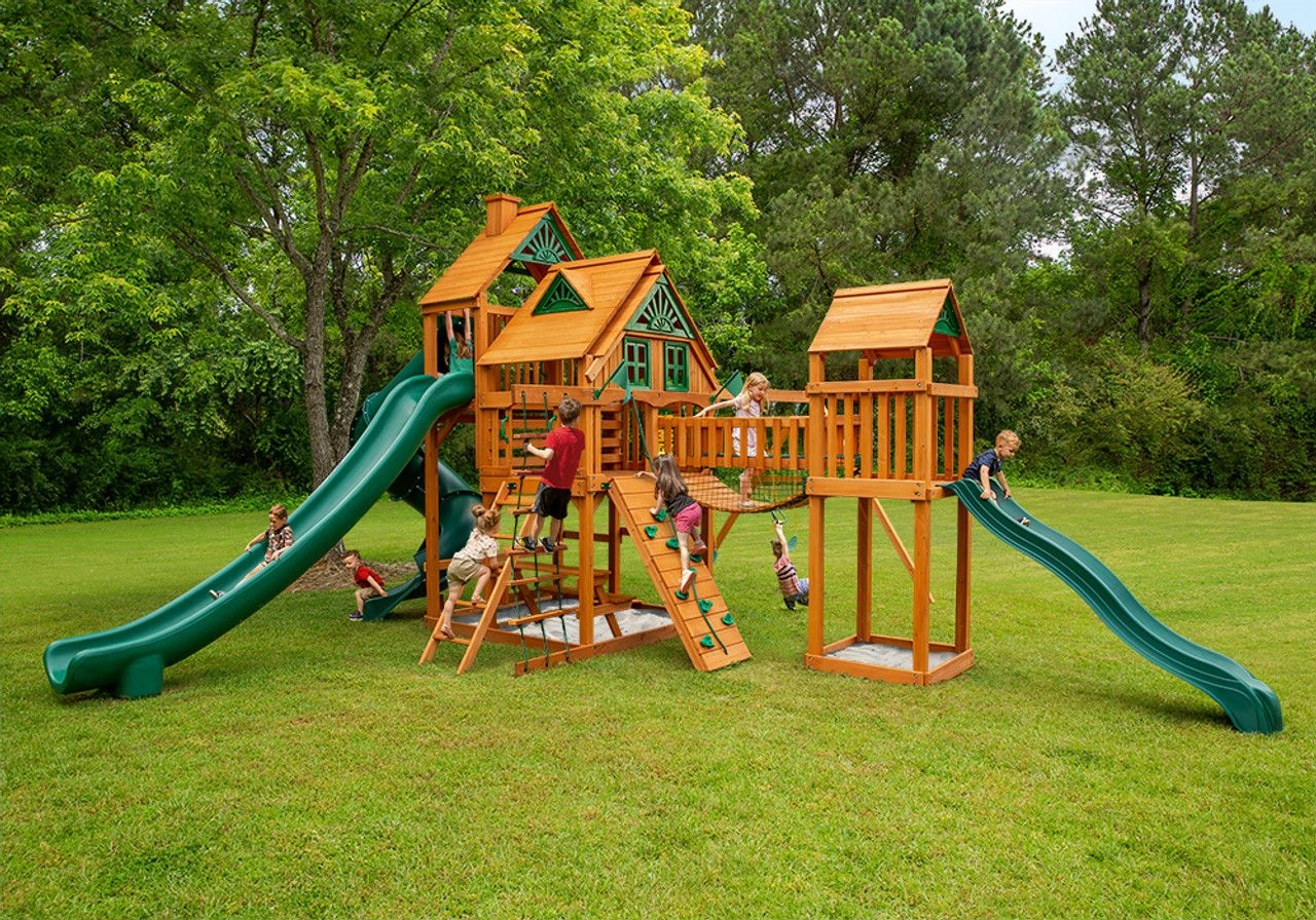 The Reserve - 27'W x 13"H x 28'D 2+