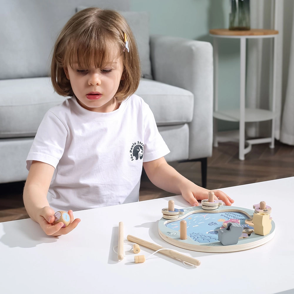 Magnetic Pond Fishing Game - 12 fish 2 fishing rods