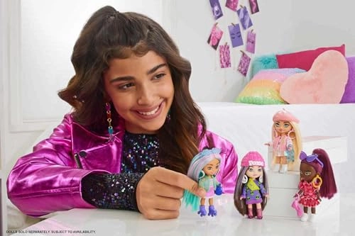 Barbie Extra Mini Minis Doll - 3.25-inch Brown Hair Doll Stand