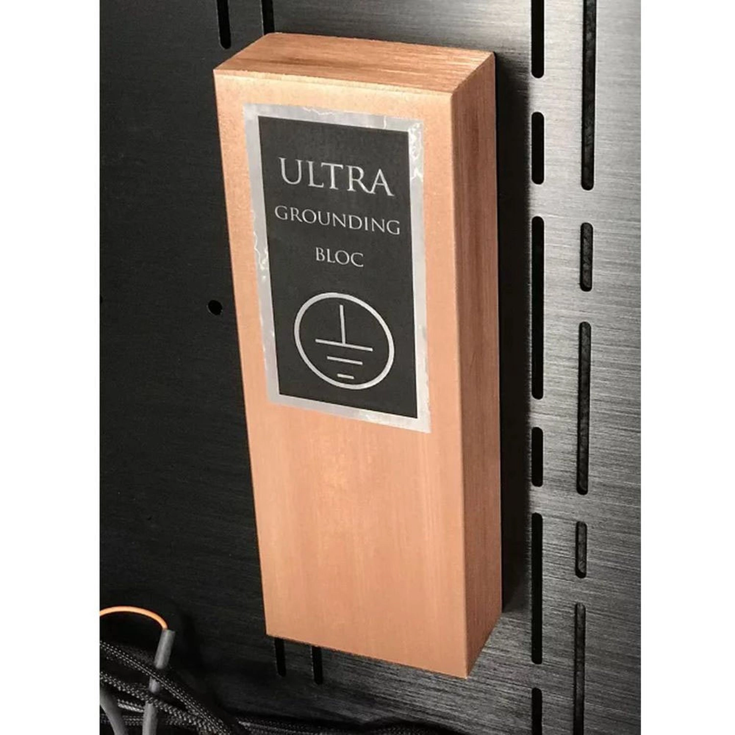 iV1 Ultra - 1,125W 8Ω 1,600W 4Ω