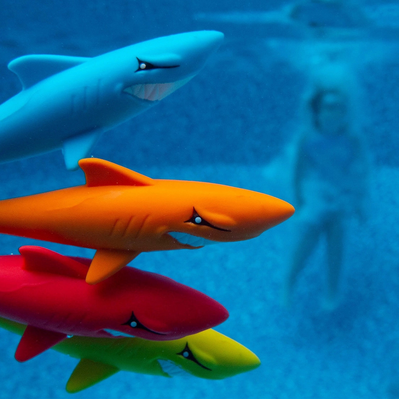 Sharkpedo Underwater Glider - 4-Pack 12 inches