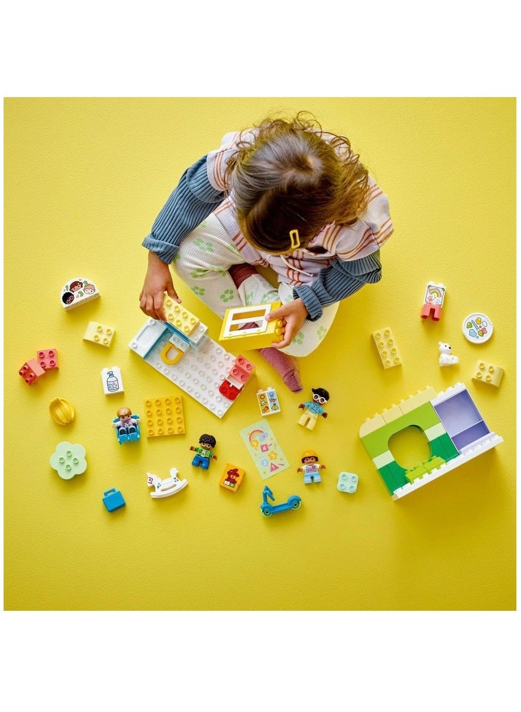 DUPLO Town Life At The Day Nursery (10992) - Educational Toy 2+