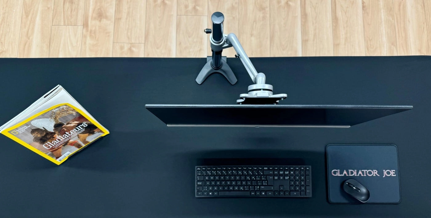 VESA Adapter - 75mmx75mm 100mmx100mm