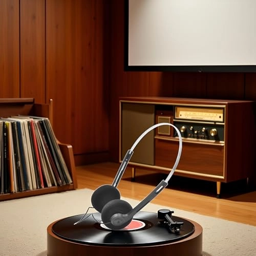 Retro Over-Ear Wired Headphone