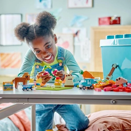 Vibrant Creative Brick Box (11038.0)