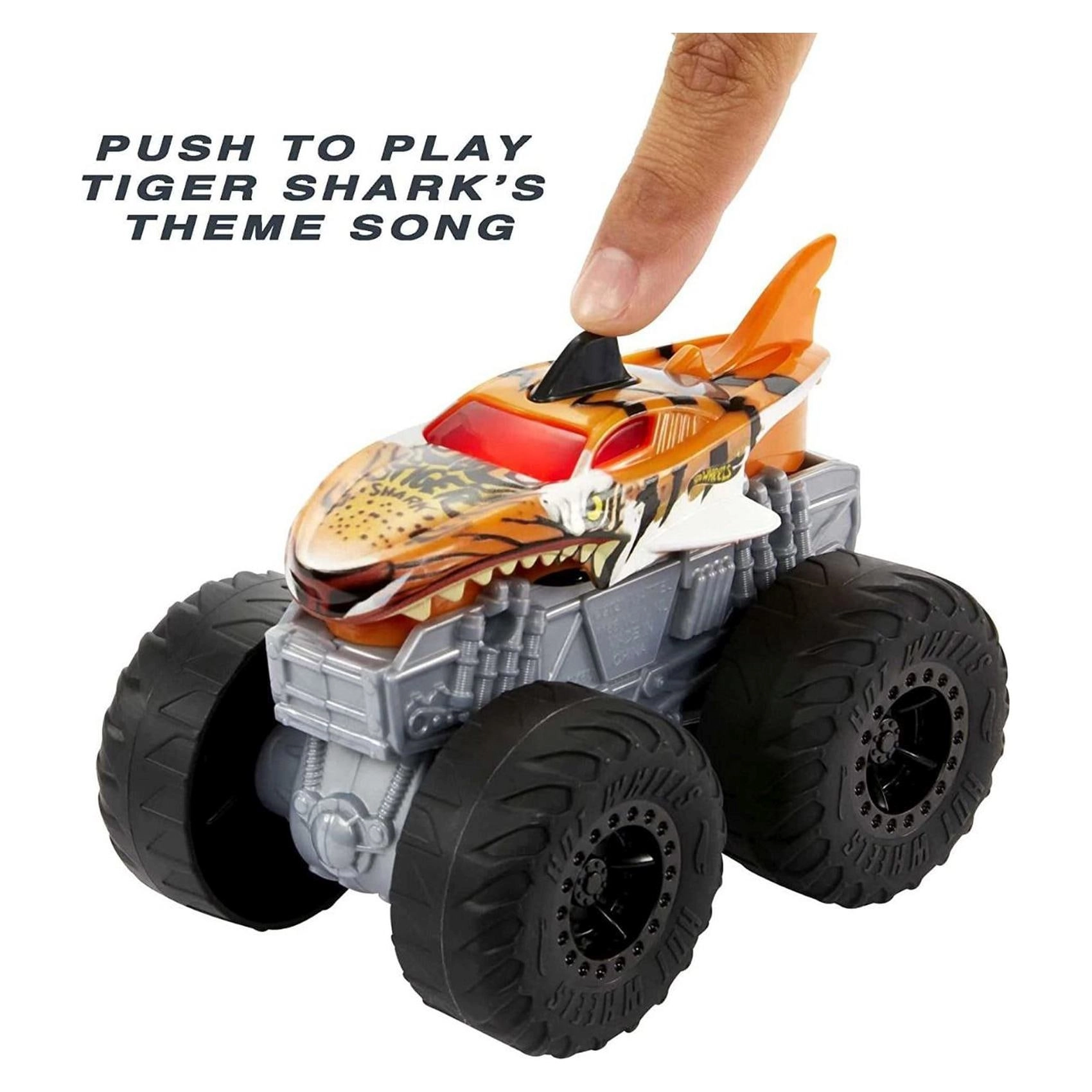 Monster Trucks Roarin Wreckers - 1:43