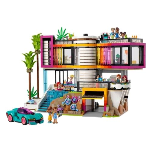 Friends Andrea's Modern Mansion (42639)