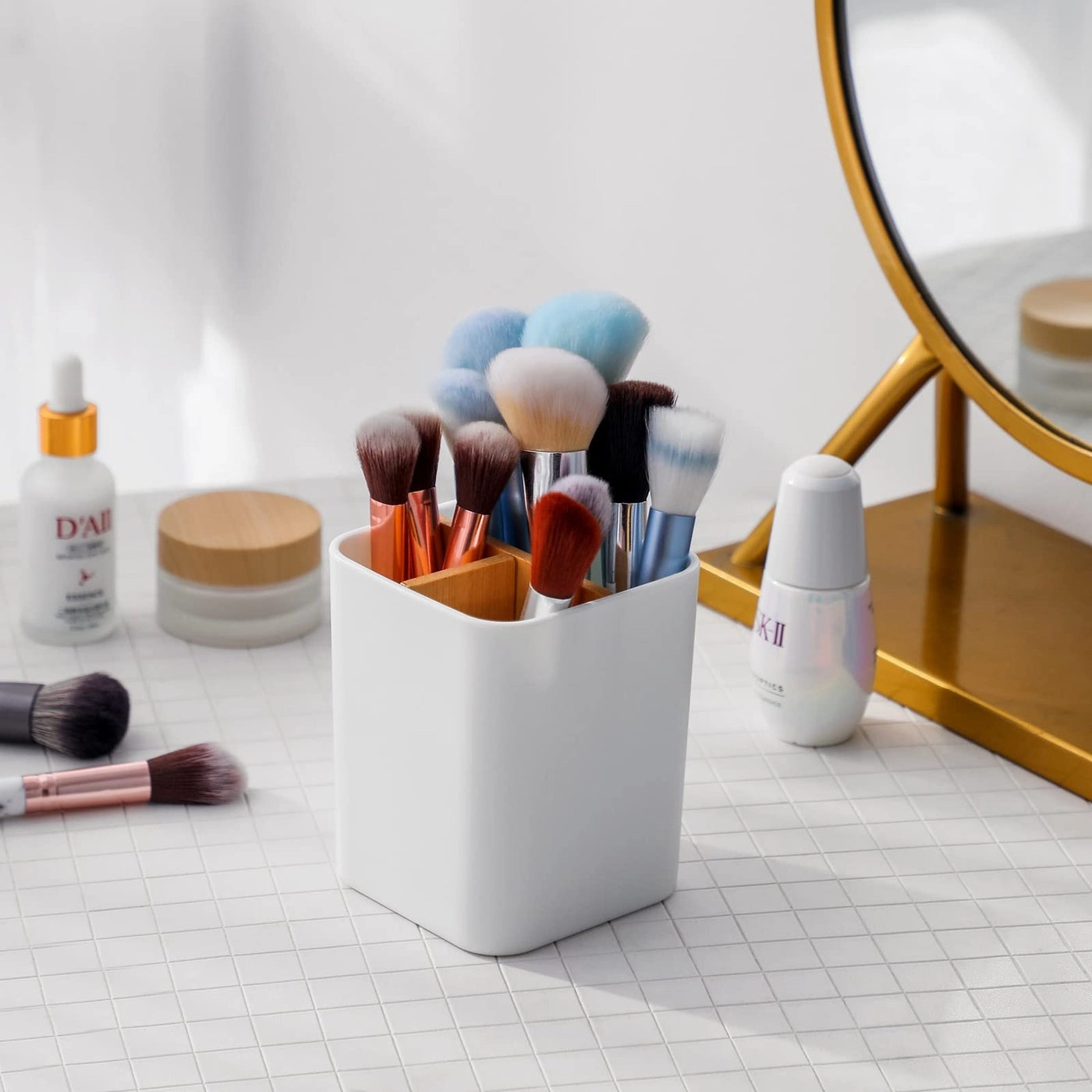 Electric Toothbrush Holder - 3 Slots Bathrooms
