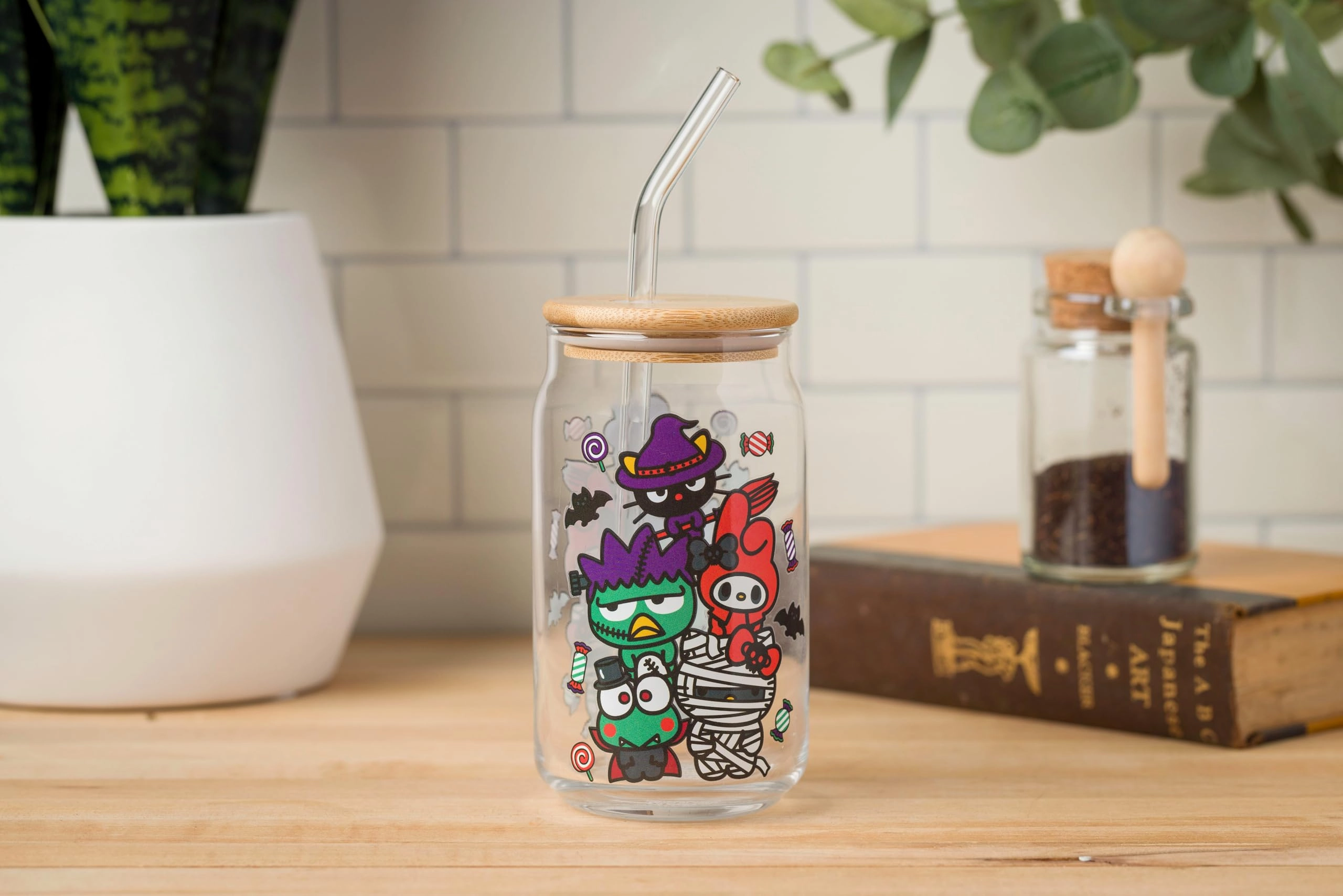 Hello Kitty and Friends Halloween Glass Tumbler - 1 pcs - Bamboo Lid Glass Straw