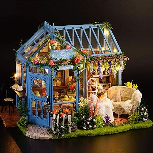 DIY Miniature Dollhouse Kit - Warm Moment 1:24