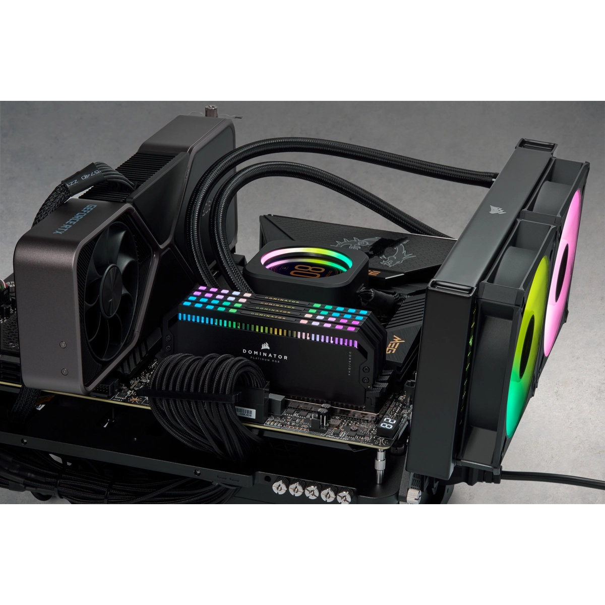 Dominator Titanium RGB - 64 GB 6600 MHz Desktop DDR5