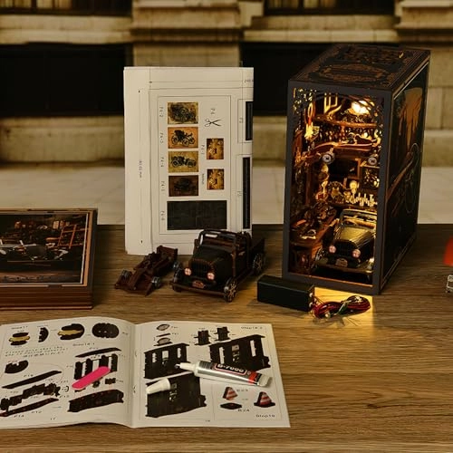 Book Corner Construction Kit (DIY Book Nook Kit) - vintage car