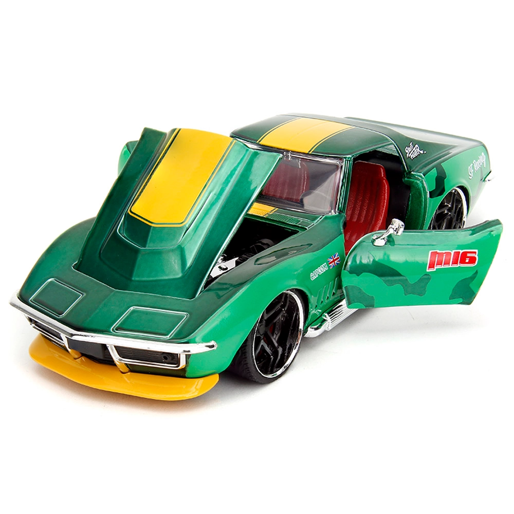 Street Fighter 1969 Chevy Stingray Corvette with Cammy Figure - 1:24