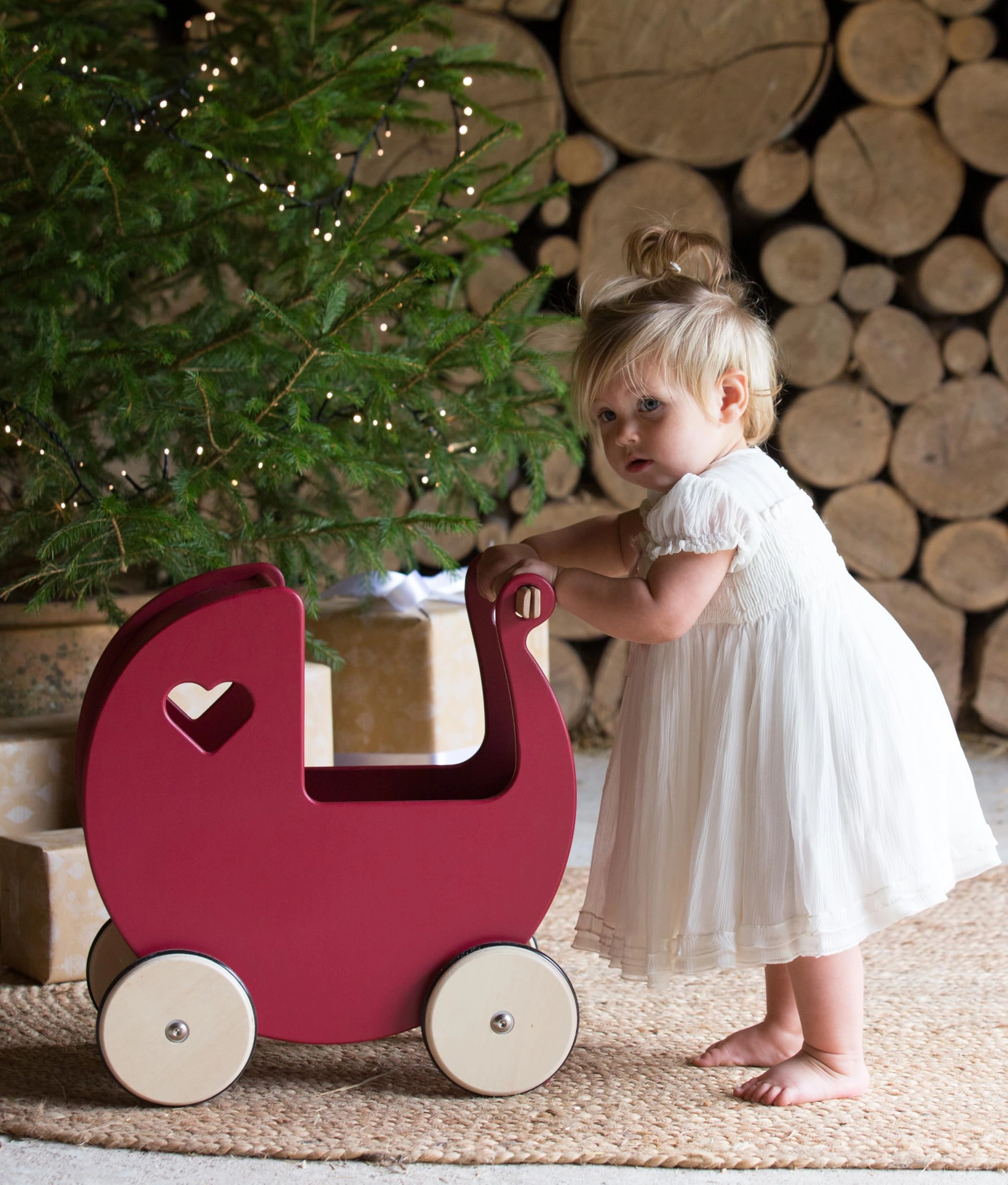 Classic Doll's Pram - 1 Count