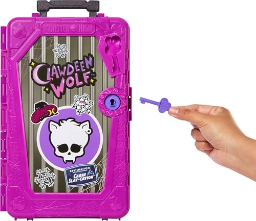 Clawdeen Wolf Doll - Skulltimate Secrets Closet Set 19+ Surprises Ages 4+