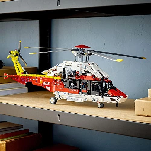 Technic Airbus H175 Rescue Helicopter (42145) - Motorized 11+