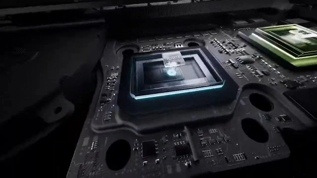 ROG Strix SCAR 16 G635LW - 16'' Core Ultra 9 64GB DDR5 2TB SSD