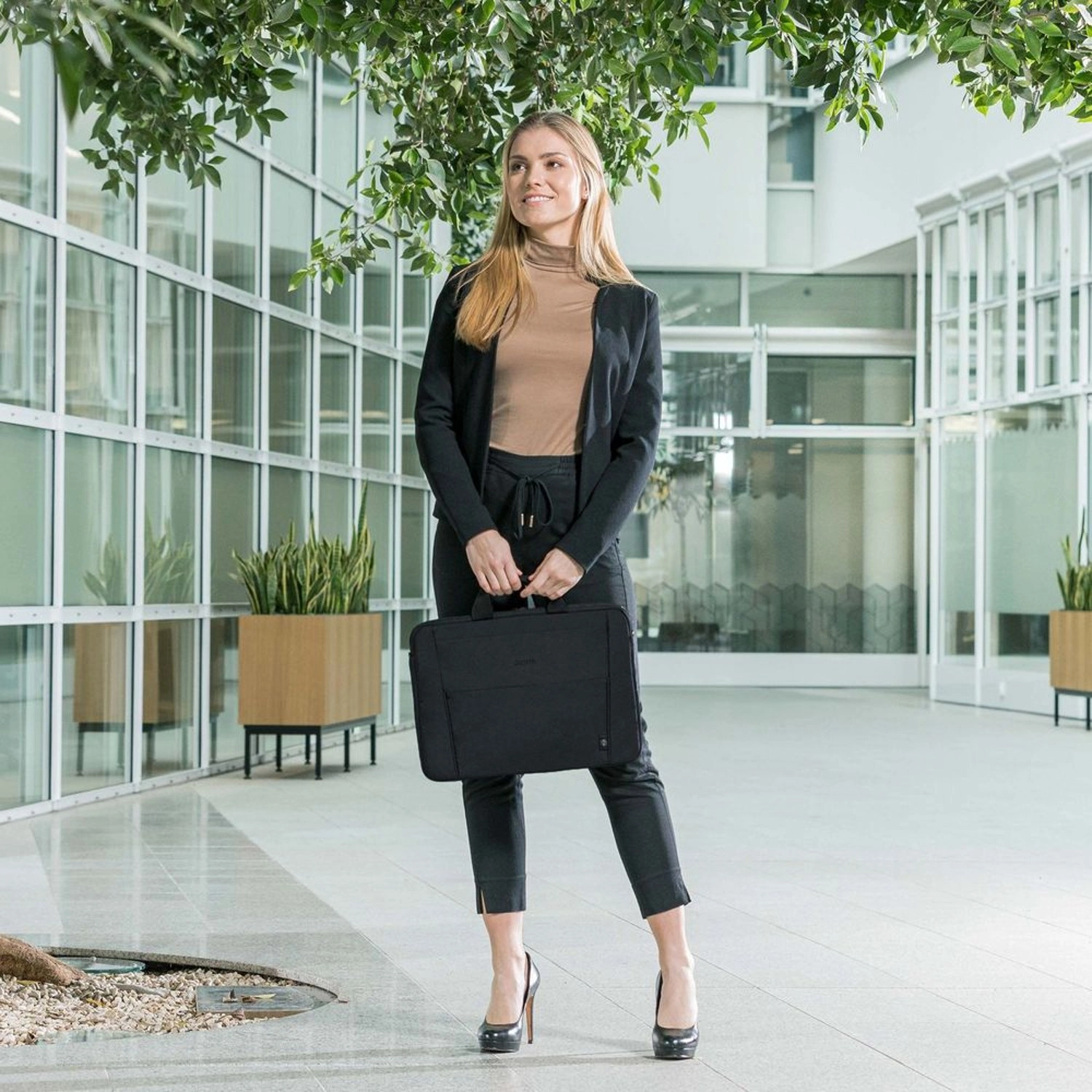 Slim Eco Base Sleeve for 13-14.1-Inch Laptop