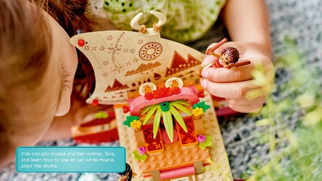 Disney Princess Moana's Wayfinding Boat (43210)