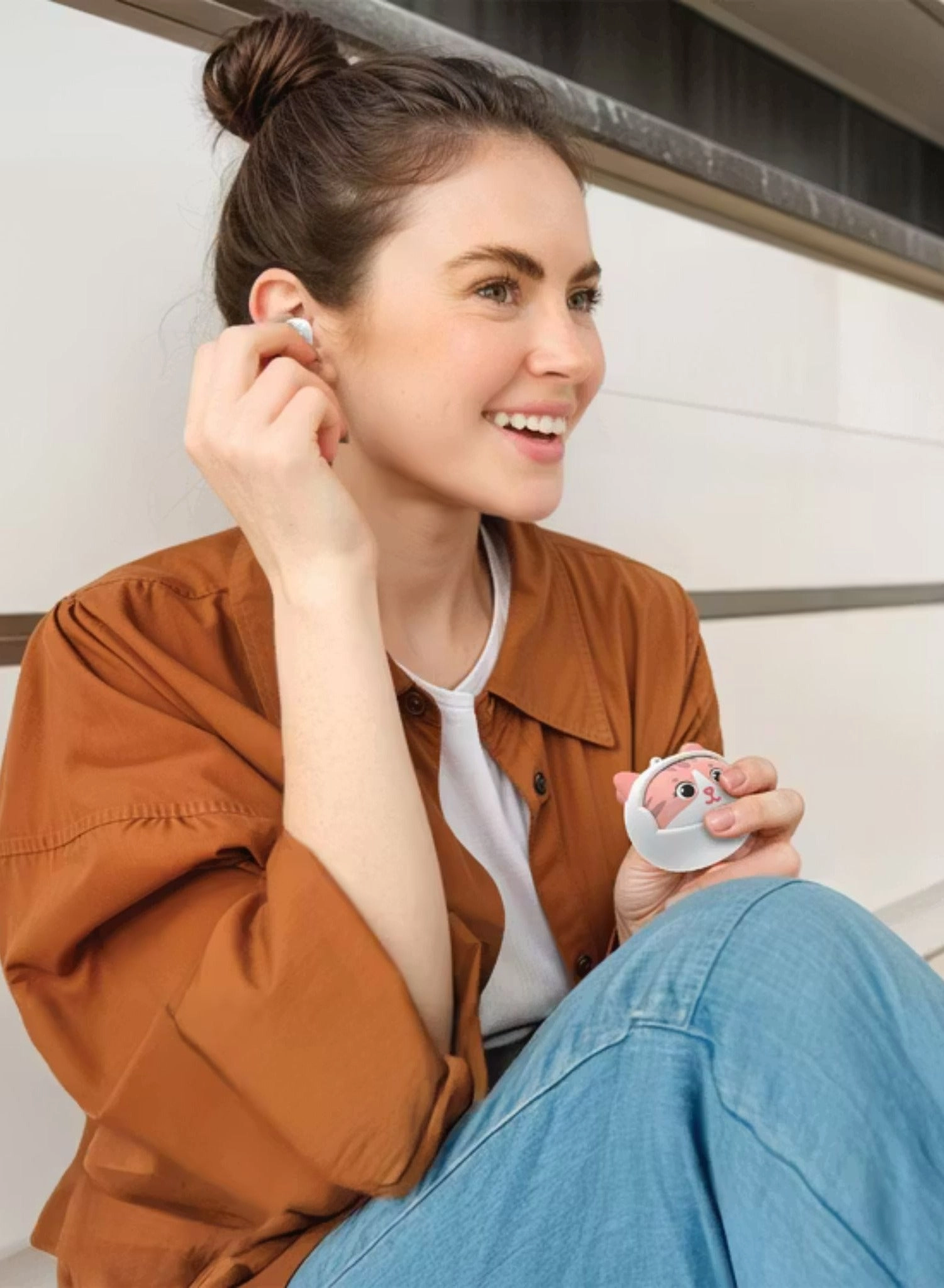 Shadow Beats Wireless Earbud