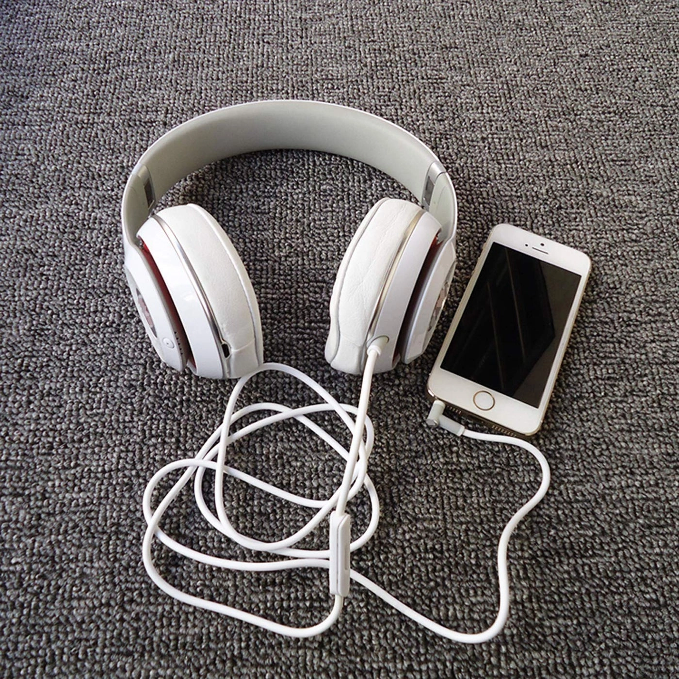 Audio Cable for Beats Headphones - In-line Microphone and Control