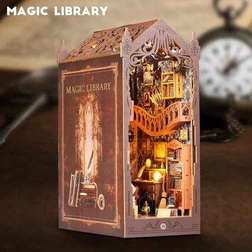 Book Nook Kit - Fantasy Train Platform
