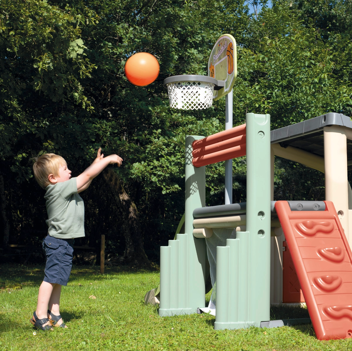 Life Fun Center - Multi-Sports Activity Centre 1.5 m slide