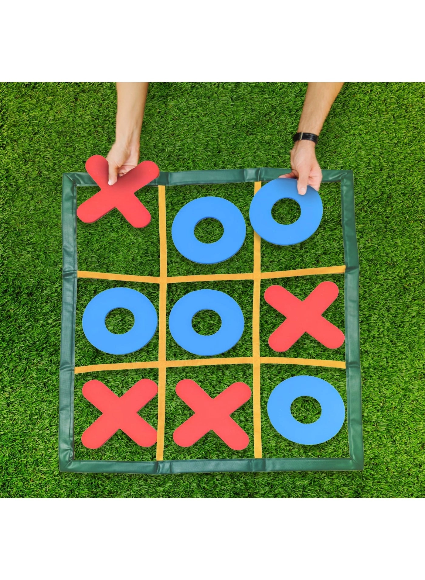 The Fastest Team: Giant Tic-Tac-Toe