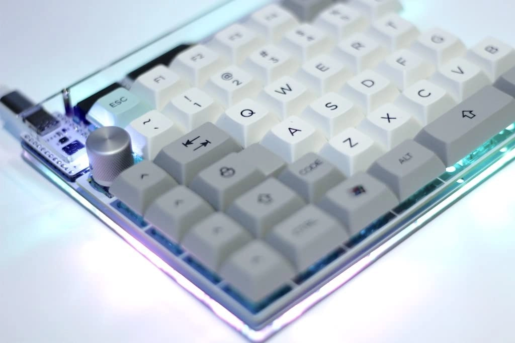 SNAP - QWERTY Wired