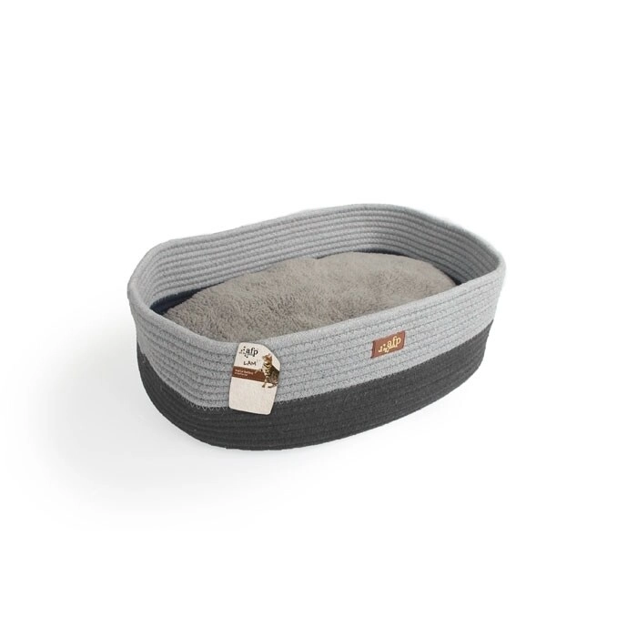 Samak Aquarium Oval Rope Cat Bed - L 42 x W 30 x H 14.